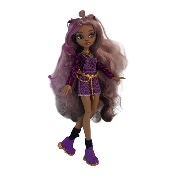 Monster High Signature Look Clawdeen Wolf 2022 HHK52 Purple Streaked Hair - Picture 1 of 9